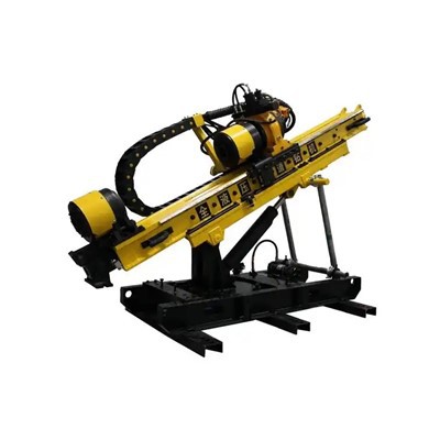 Hydraulische ondergrondse boorinstallatie